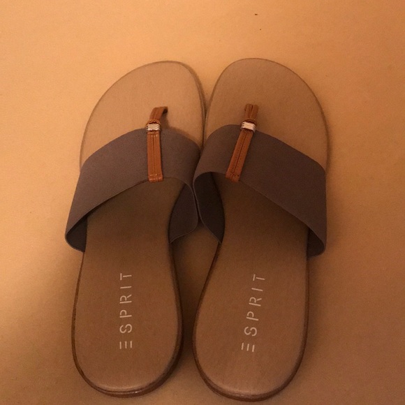 ESPRIT Nifty Women’s slip on Thong Sandal NWOT - Picture 3 of 6